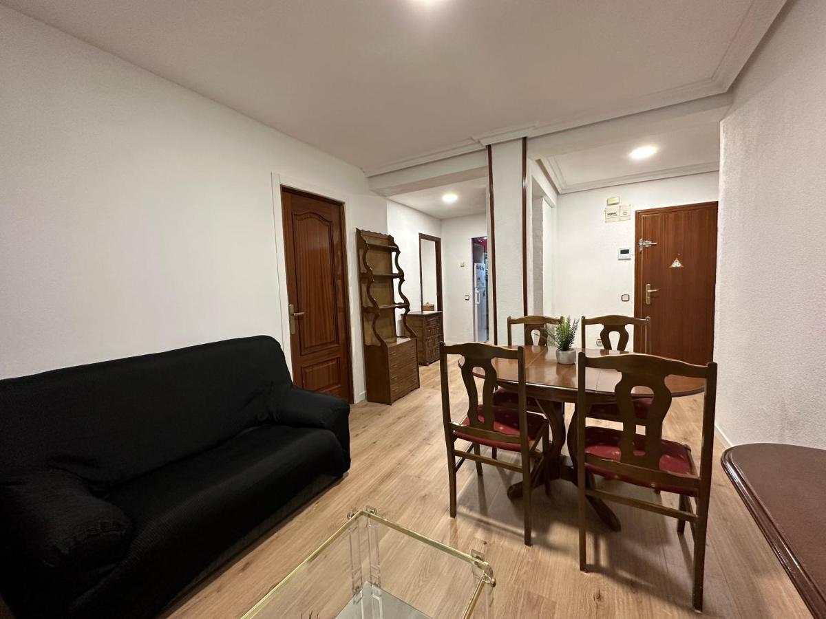 Licenciado Vidriera Appartement Madrid Buitenkant foto