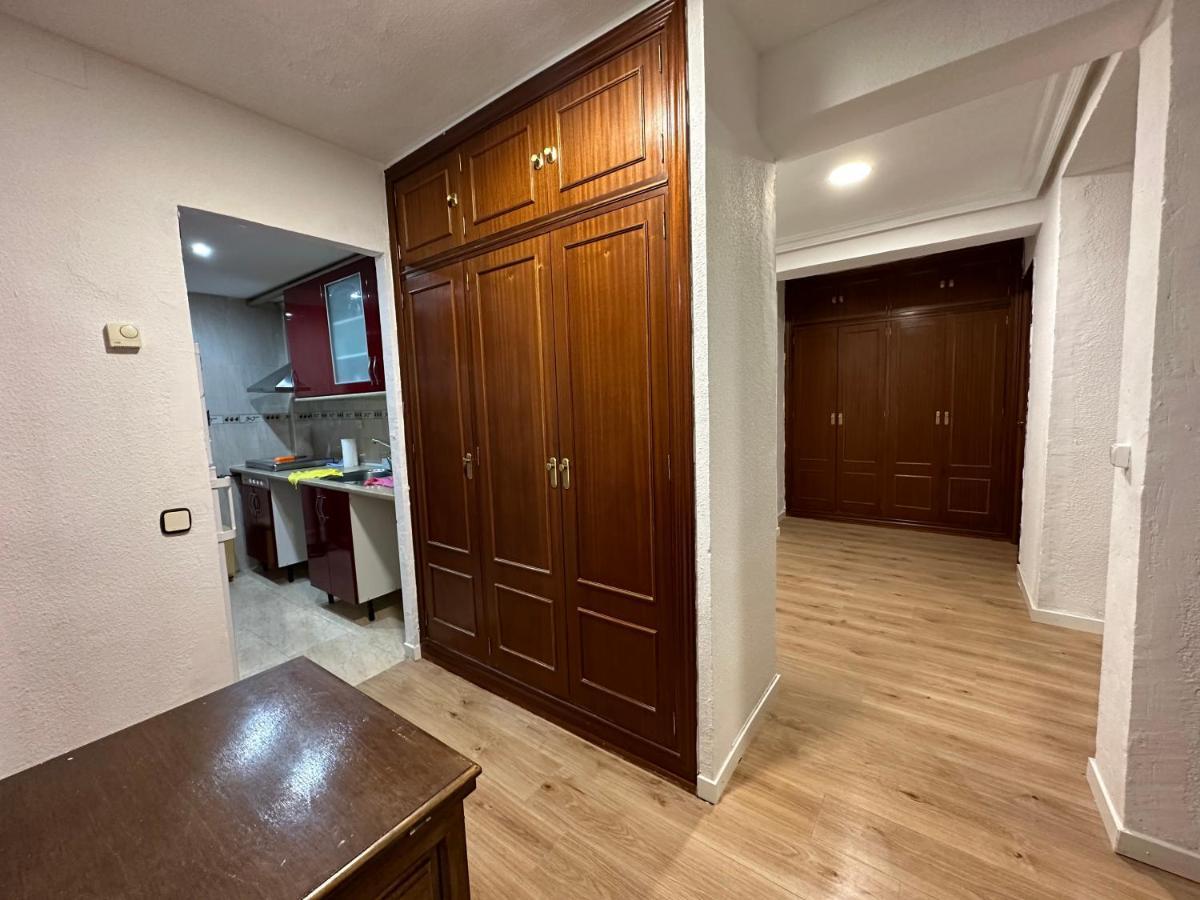 Licenciado Vidriera Appartement Madrid Buitenkant foto